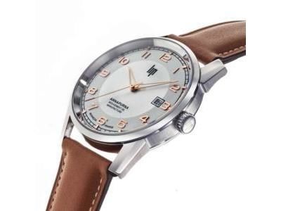 Lip Annapurna R26 Automatique 39 MM - 676011 - Réf. 676011