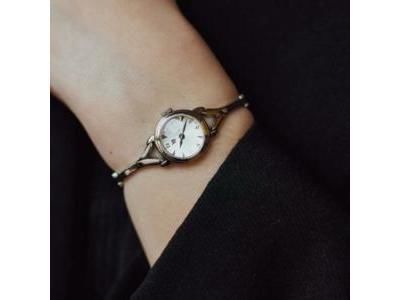 Montre LIP Henriette Bijou Acier 18 MM - 671633 - Réf. 671633