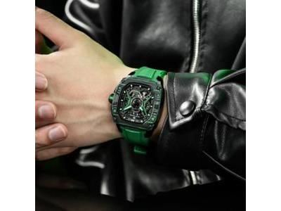 Montre Tsar Bomba TB8605CF05 : Dark Matter Automatique Carbone/Vert - Réf. TB8605CF05