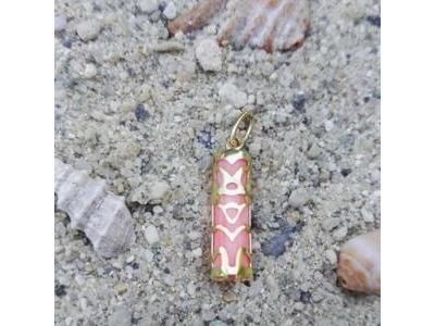 Pendentif Tiki Sagesse Corail Reconstitué 17 MM Or Jaune 750/1000 - P17SAGC - Réf. P17SAGC