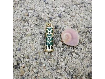 Pendentif Tiki Sagesse Malachite 17 mm Or Jaune 750 - Réf. P17SAGMA
